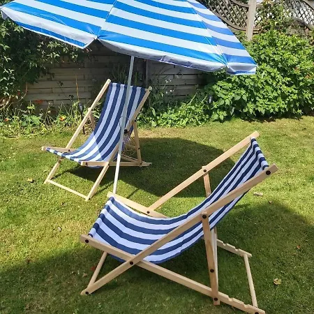 Seafront Apartment Private Garden & Free Parking Littlehampton Exterior photo
