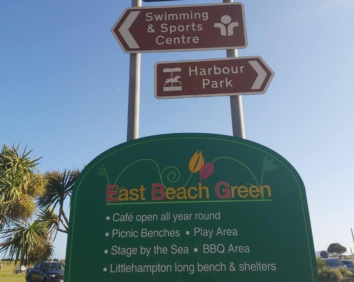 Seafront Private Garden & Free Parking *