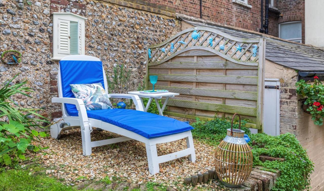 Seafront Private Garden & Free Parking Apartment Littlehampton