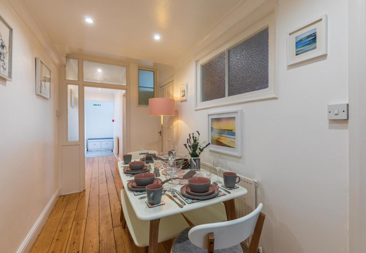 Apartment Seafront Private Garden & Free Parking *